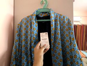 🌟🌐ZARA BLUE PRINT BLAZER KIMONO JACKET 🌟🌐