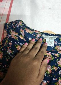 Chic Floral Print Blouse