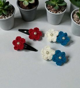 Crocheted Flower Hair Clips Set