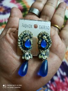 1+1 Traditional Ear Ring Combo In Blue &amp; White