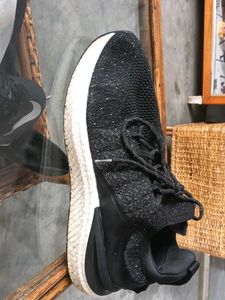 Stylish Black Knit Sneakers