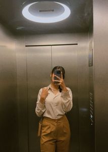 Satin Classic Collared Button-Up Shirt