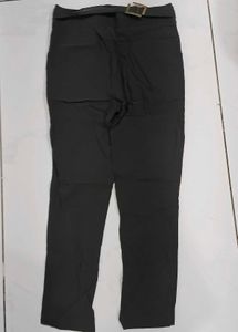 Chic Black Belted Pants