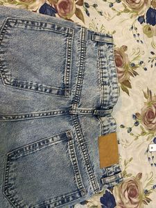 Distressed Wide Leg Jeans