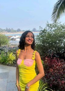 Embellished shoulder strap yellow bodycon dress