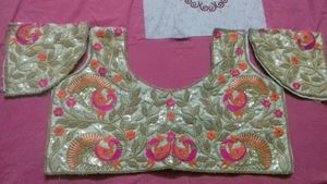 Blouse Pice Very Priitty Finishing Work Free Gift