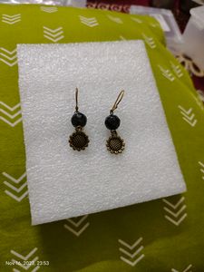 Earings