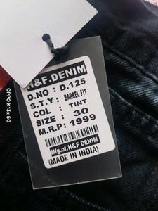 black barrel fit baggy jeans for both Men &amp; women