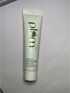 Plum Green Tea Pore Cleansing Face Wash