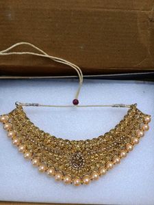 Exquisite Gold Pearl Necklace Set