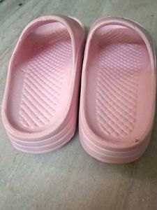 Pink "Queen" Slides - Comfy &amp; Stylish