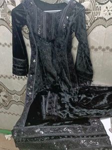 Elegant Black Velvet Salwar Kameez
