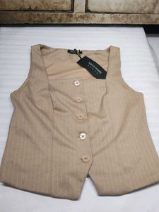 Tokyo Talkies Women's Beige Striped Vest