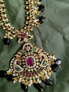 Exquisite Traditional Indian Necklace Set
