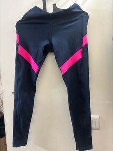 REEBOK Stylish Navy & Pink Leggings