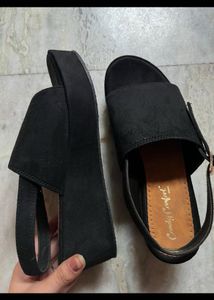 Stylish Black Comfort Sandals