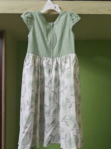 Cute Floral Print Dress... Clearance sale