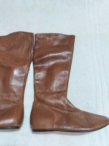 100% pure Leather Knee-High Boots..NEW!!!