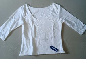 🇰🇷Fitted Basic tops White 3/4 Sleeve Top