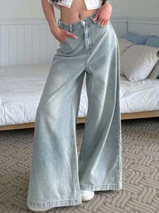 Light Wash Wide Leg Jeans