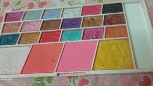 Multi-Color Eyeshadow Palette