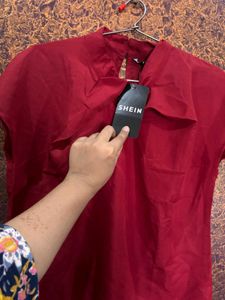 With tag Chic Red Cut-Out Neck Top