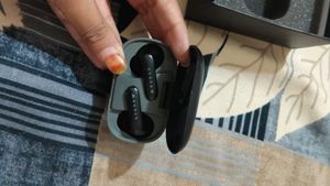 BOULT Y1 Wireless Earbuds