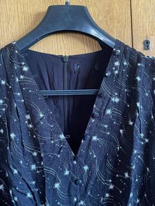 Chic Black Star Print Mini Dress