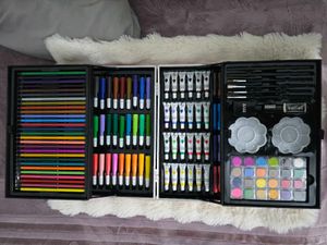 Deluxe Art Set for Aspiring Artists