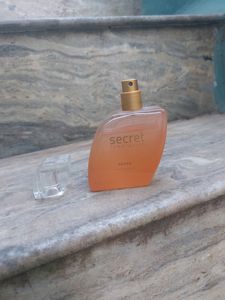SECRET TEMPTATION PERFUME. ADORE