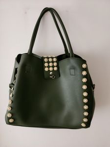 Dark green leather handbag with 3 compartments