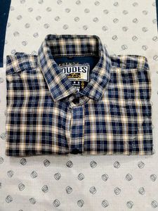 Stylish Plaid Button-Up Shirt for Men