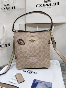 COACH* *MOLLIE BUCKET CANVAS BAG* WIDOUT BOX