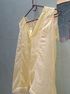 Elegant Yellow Embroidered Kurta