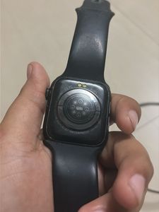 boat Smart Watch with Charger