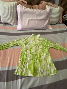 Green Leaf Print Top
