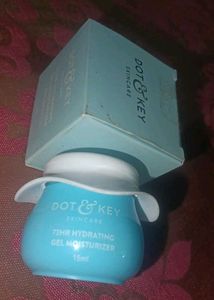 Dot & Key 72Hr Hydrating Gel Moisturizer