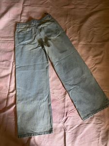 White-washed light blue jeans size-30