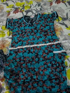 2 used nighties 1st bust46 and 2nd is 42