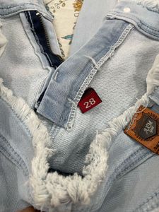 Light Wash Denim Jeans with Frayed Hem