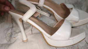 White Patent Block Heel 👠
