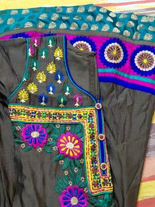 Beautifully Embroidered Ethnic Kurta for teen kids