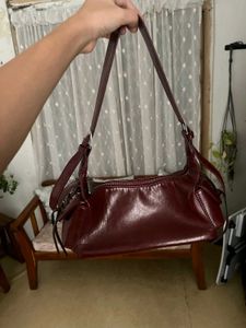 Chic Burgundy Shoulder Bag