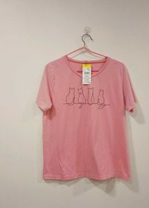 3 Cute Cat Line Art T-Shirt