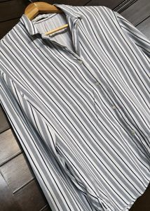 Classic Striped oversized Button-Up Shirt