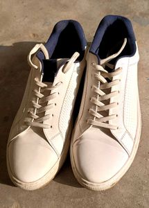 Stylish White Casual men Shoes