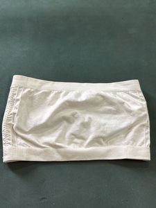 Comfortable White Seamless Strapless Bra