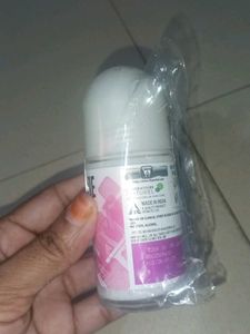 Engage Radiant Glow Roll-On Deodorant