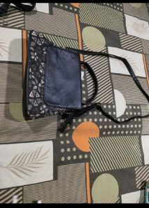Stylish Shoulder Bag with Unique Pattern