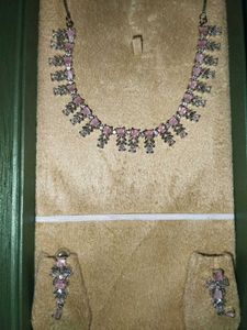 AD Pink &amp; White Stone Necklace Set